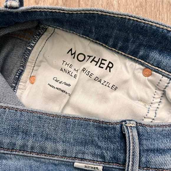 MOTHER Jeans THE MID RISE DAZZLER ANKLE: MOTHER DENIM CUT AND PASTE color way. - Picture 8 of 11